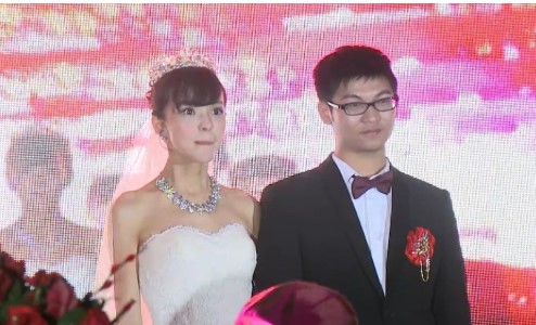 安德罗妮丧天良？ 《炉石传说》主播会长板娘或